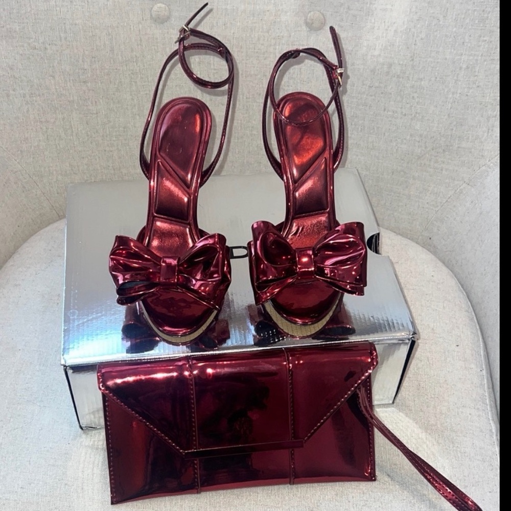 Elegant Red Stiletto Heels include match clutch see photos NEXT DAY SHIPPING